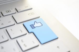 Facebook Like Button - Social Media Etiquette Tips